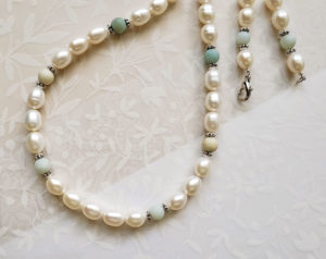 Photo of the custom necklace with vintage pearls and natural amazonite beads